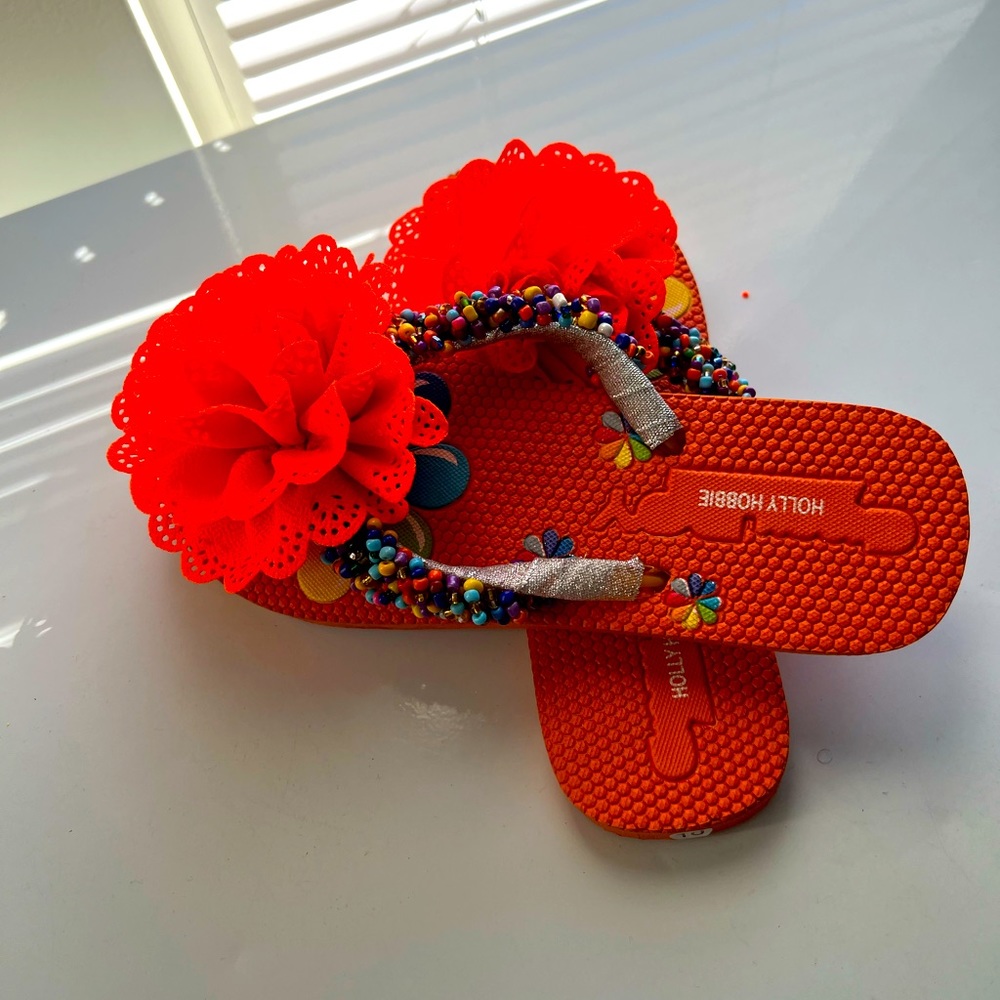 Flip flop design with beads and other accessories